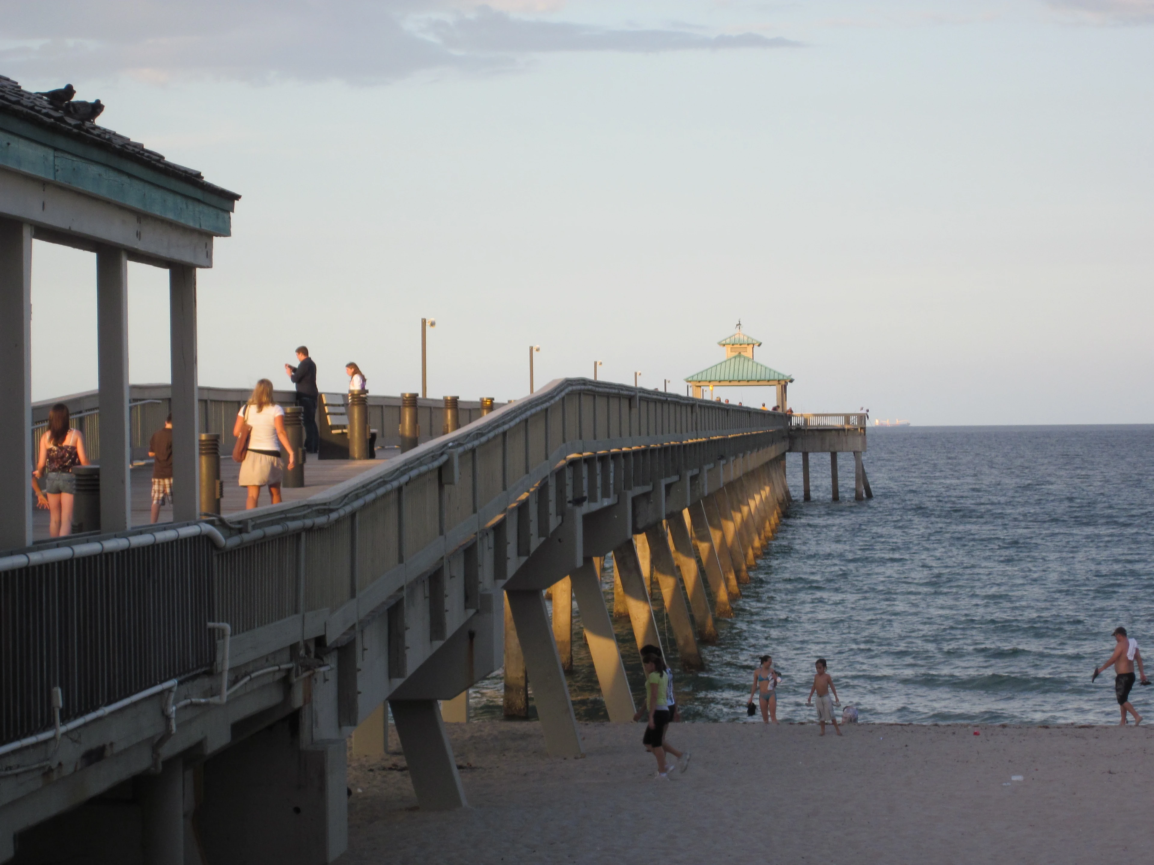 Deerfield Beach, The ocean pier